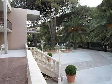 22 Otel